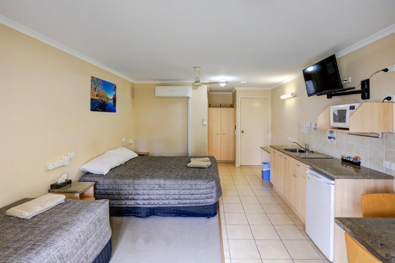 Tambo Mill Motel & Caravan Park Ngoại thất bức ảnh